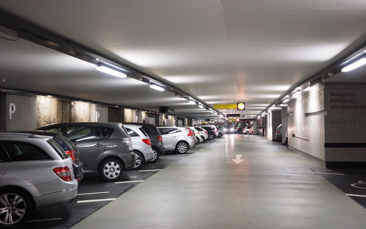 multi-storey-car-park-1271919_1280
